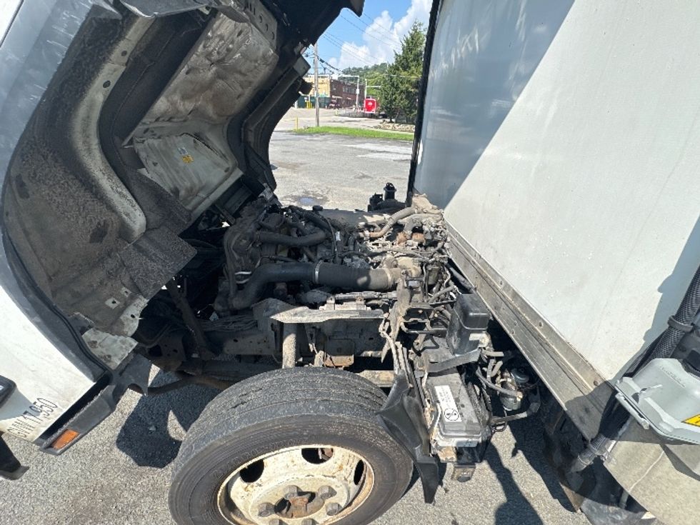 Refrigerated Truck-Light and Medium Duty Trucks-Isuzu-2021-NQR-Elmsford-NY-202,402\n\t\tmiles-$ 35,000 - Image 20