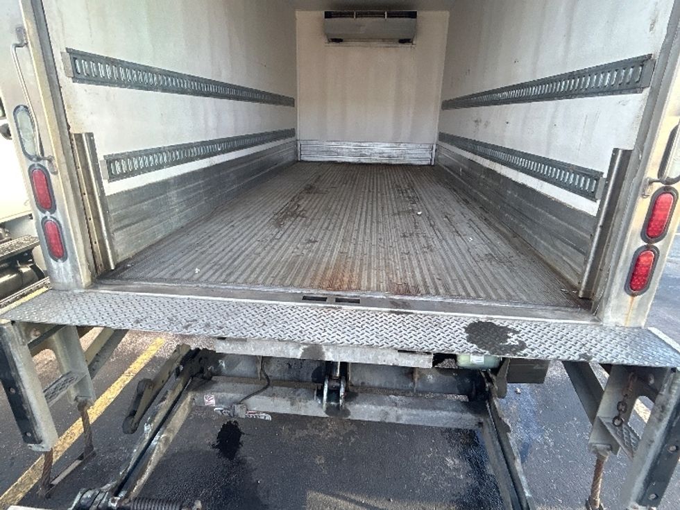 Refrigerated Truck-Light and Medium Duty Trucks-Isuzu-2021-NQR-Middlefield-OH-79,351\n\t\tmiles-$ 63,000 - Image 10