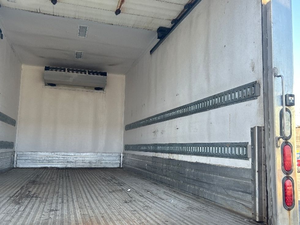 Refrigerated Truck-Light and Medium Duty Trucks-Isuzu-2021-NQR-Middlefield-OH-79,351\n\t\tmiles-$ 63,000 - Image 12
