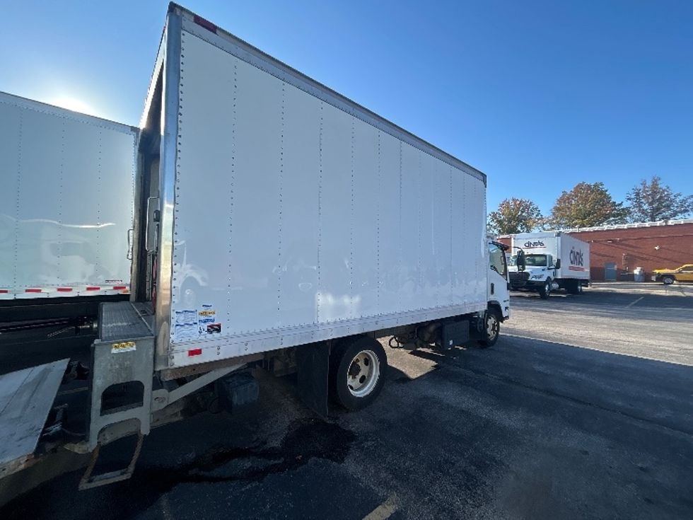 Refrigerated Truck-Light and Medium Duty Trucks-Isuzu-2021-NQR-Middlefield-OH-79,351\n\t\tmiles-$ 63,000 - Image 13
