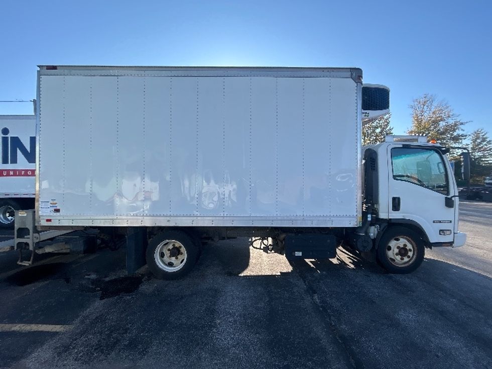 Refrigerated Truck-Light and Medium Duty Trucks-Isuzu-2021-NQR-Middlefield-OH-79,351\n\t\tmiles-$ 63,000 - Image 15
