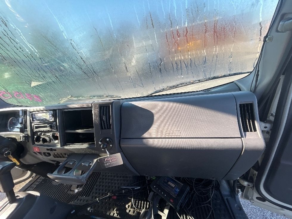 Refrigerated Truck-Light and Medium Duty Trucks-Isuzu-2021-NQR-Middlefield-OH-79,351\n\t\tmiles-$ 63,000 - Image 21
