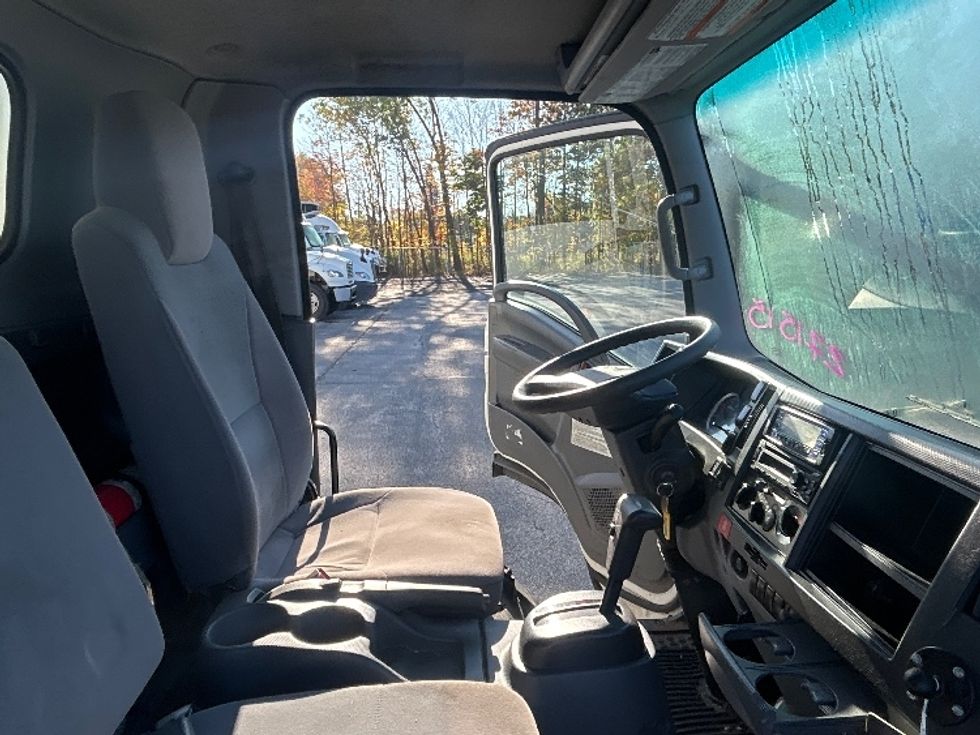Refrigerated Truck-Light and Medium Duty Trucks-Isuzu-2021-NQR-Middlefield-OH-79,351\n\t\tmiles-$ 63,000 - Image 22