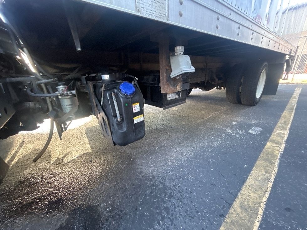Refrigerated Truck-Light and Medium Duty Trucks-Isuzu-2021-NQR-Middlefield-OH-79,351\n\t\tmiles-$ 63,000 - Image 5