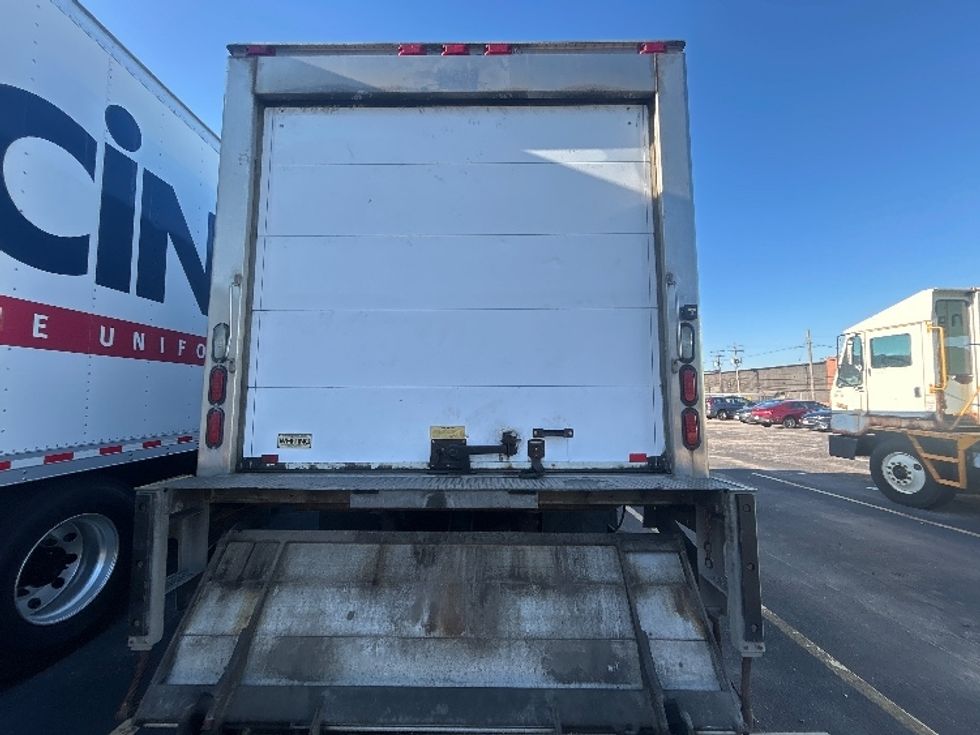 Refrigerated Truck-Light and Medium Duty Trucks-Isuzu-2021-NQR-Middlefield-OH-79,351\n\t\tmiles-$ 63,000 - Image 7