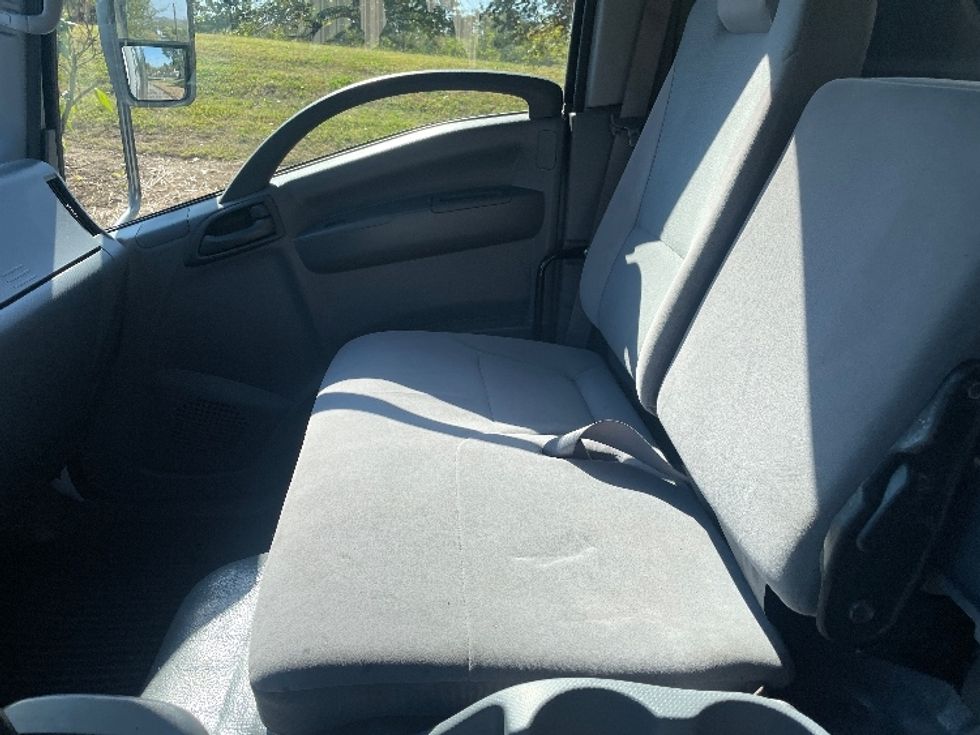 Refrigerated Truck-Light and Medium Duty Trucks-Isuzu-2021-NQR-Nashville (Mount Juliet)-TN-157,155\n\t\tmiles-$ 50,000 - Image 19