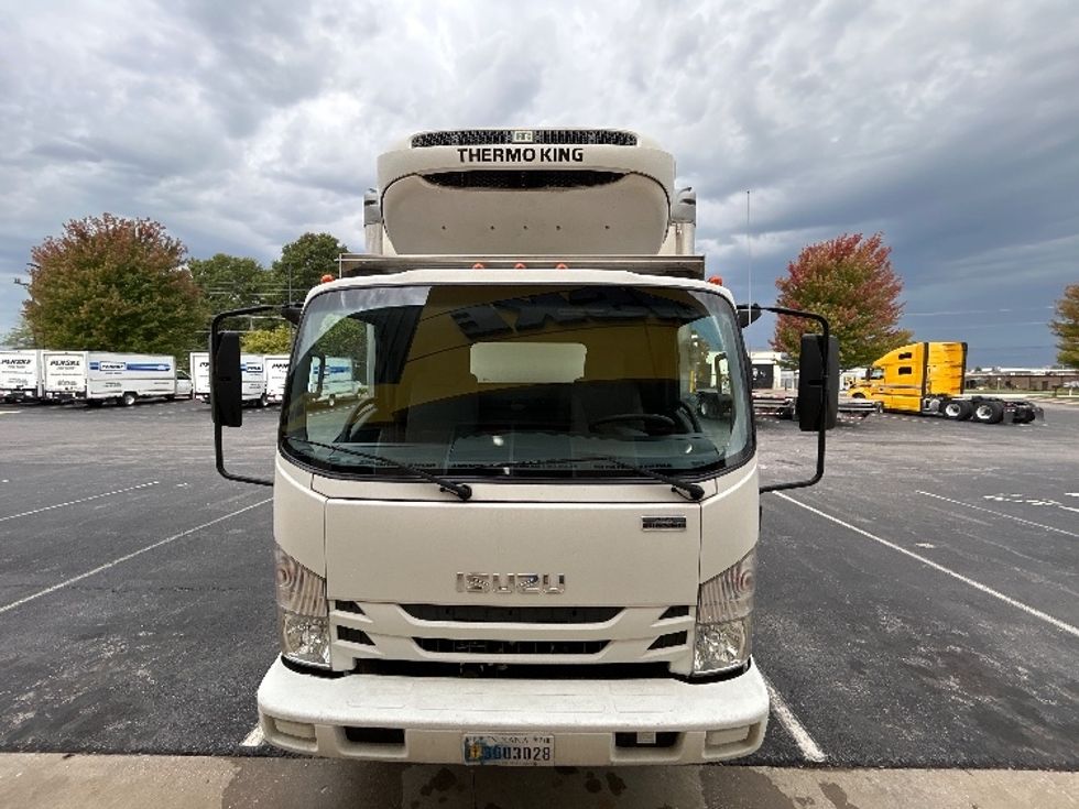Refrigerated Truck-Light and Medium Duty Trucks-Isuzu-2021-NQR-Springfield-MO-220,991\n\t\tmiles-$ 32,500 - Image 2