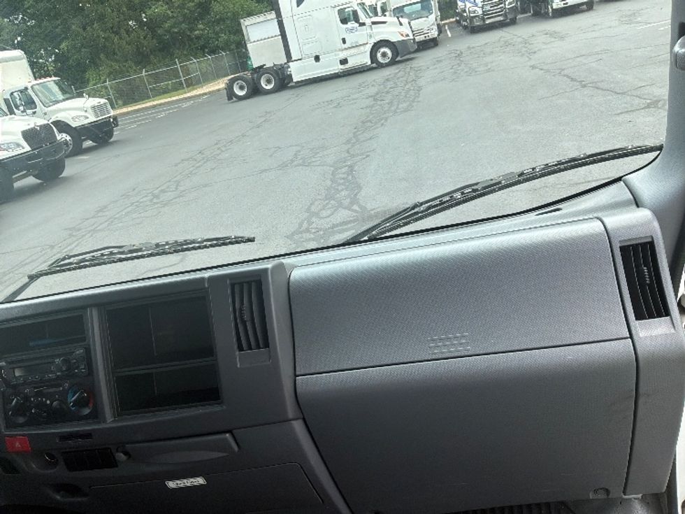 Refrigerated Truck-Light and Medium Duty Trucks-Isuzu-2021-NRR-Bensalem-PA-125,367\n\t\tmiles-$ 50,750 - Image 21