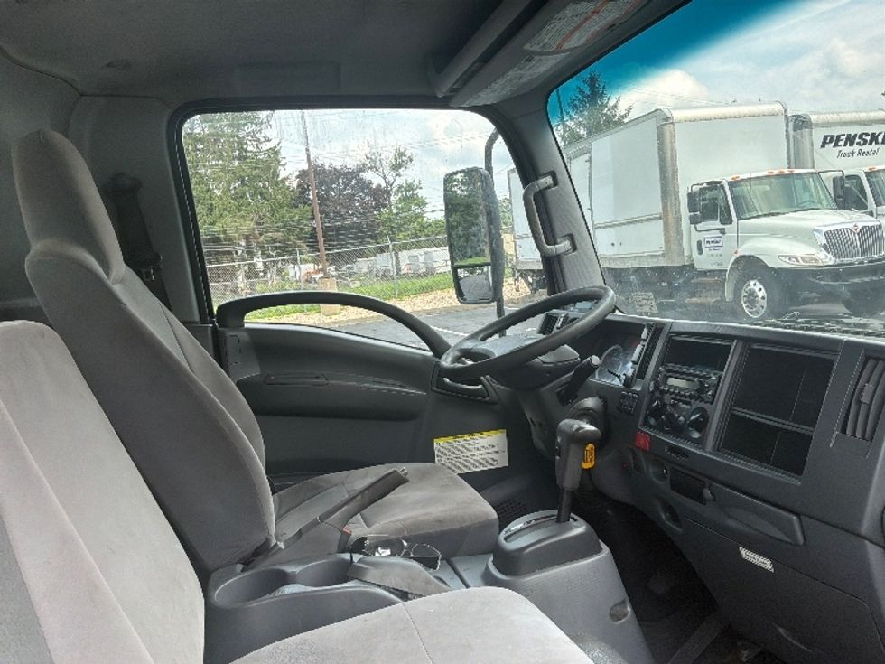 Refrigerated Truck-Light and Medium Duty Trucks-Isuzu-2021-NRR-Bensalem-PA-125,367\n\t\tmiles-$ 50,750 - Image 22