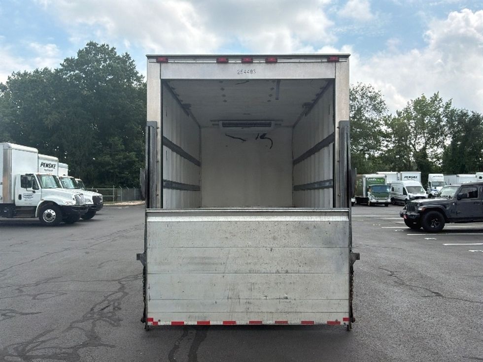 Refrigerated Truck-Light and Medium Duty Trucks-Isuzu-2021-NRR-Bensalem-PA-125,367\n\t\tmiles-$ 50,750 - Image 8