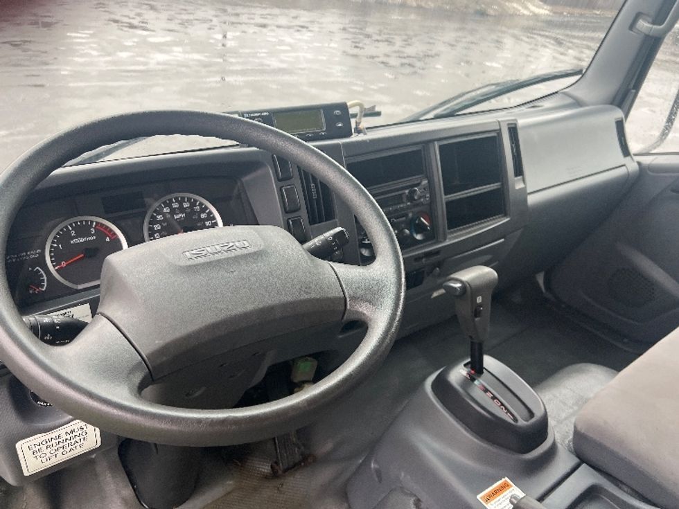 Refrigerated Truck-Light and Medium Duty Trucks-Isuzu-2021-NRR-Brook Park-OH-104,822\n\t\tmiles-$ 57,500 - Image 18