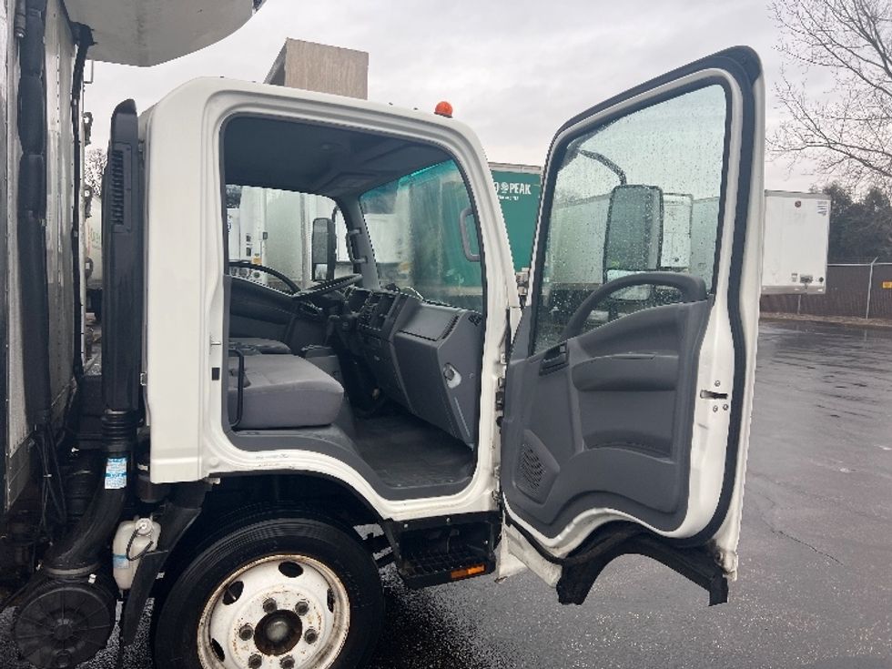 Refrigerated Truck-Light and Medium Duty Trucks-Isuzu-2021-NRR-Brook Park-OH-104,822\n\t\tmiles-$ 57,500 - Image 20