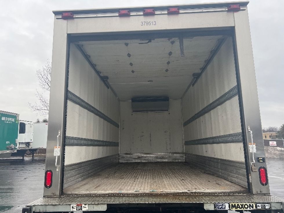 Refrigerated Truck-Light and Medium Duty Trucks-Isuzu-2021-NRR-Brook Park-OH-104,822\n\t\tmiles-$ 57,500 - Image 8