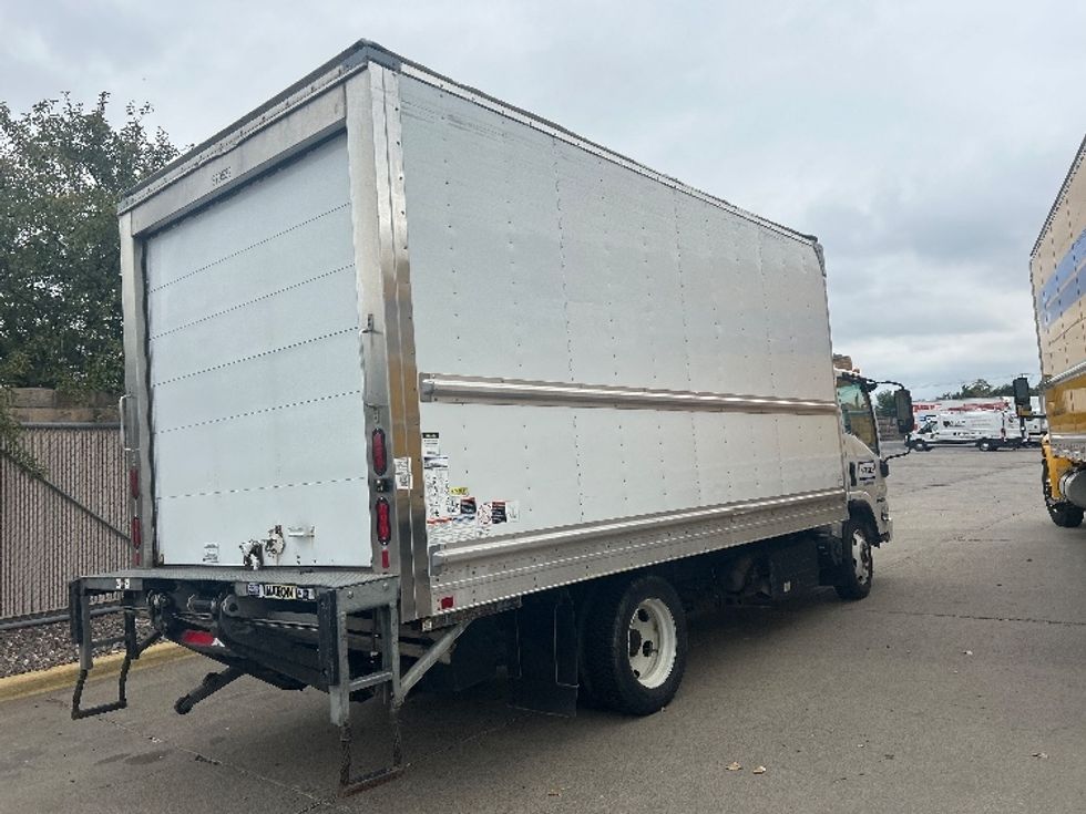 Refrigerated Truck-Light and Medium Duty Trucks-Isuzu-2021-NRR-Brooklyn Park-MN-101,966\n\t\tmiles-$ 62,250 - Image 13