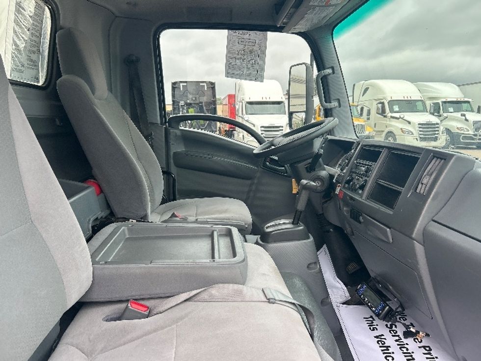 Refrigerated Truck-Light and Medium Duty Trucks-Isuzu-2021-NRR-Brooklyn Park-MN-101,966\n\t\tmiles-$ 62,250 - Image 22