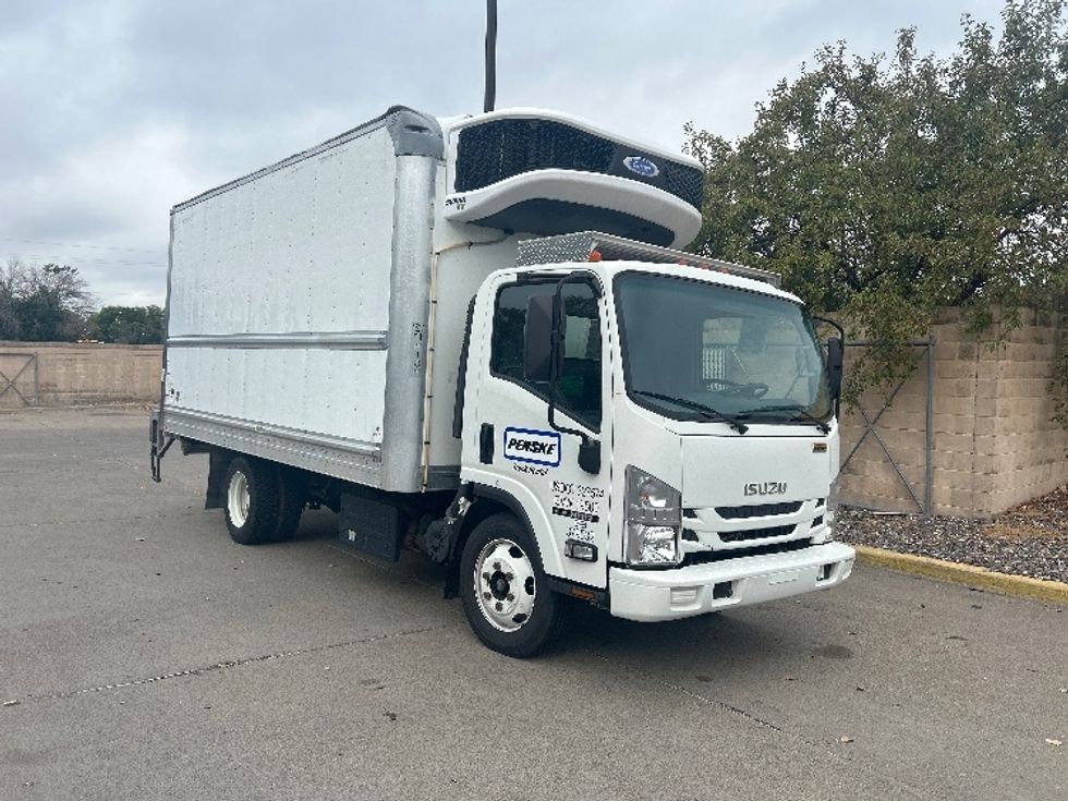 Refrigerated Truck-Light and Medium Duty Trucks-Isuzu-2021-NRR-Brooklyn Park-MN-101,966\n\t\tmiles-$ 62,250 - Image 3