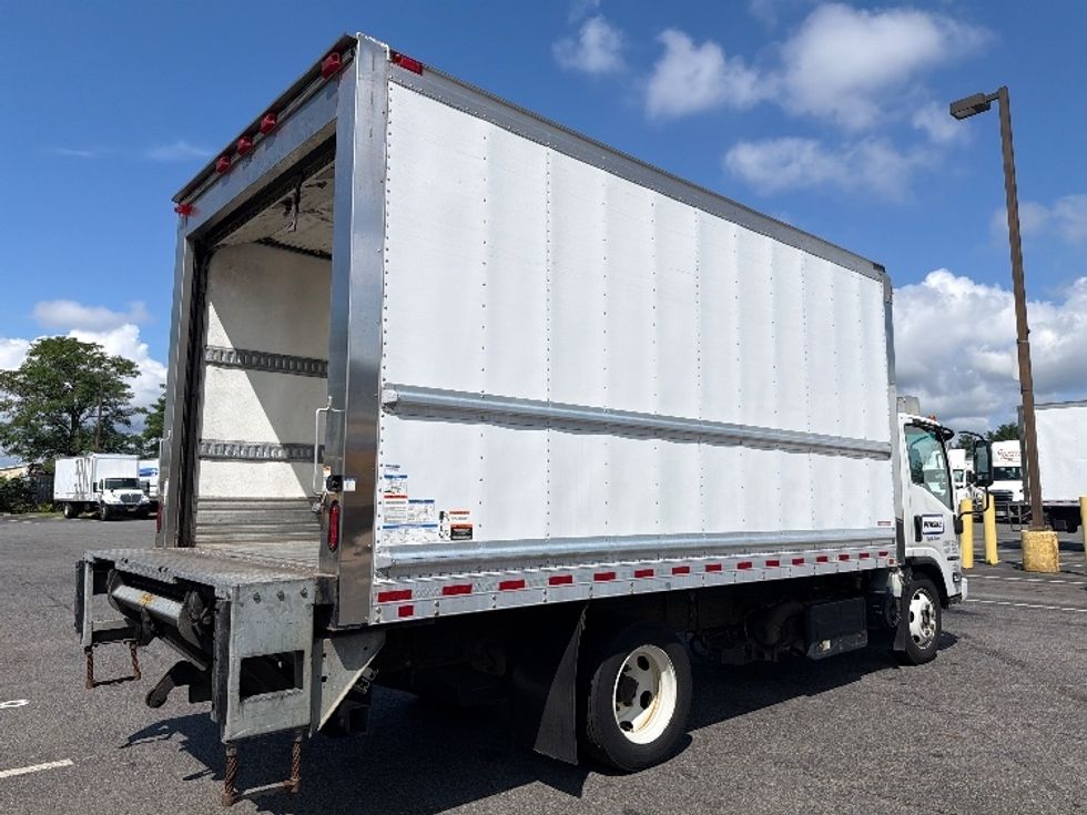 Refrigerated Truck-Light and Medium Duty Trucks-Isuzu-2021-NRR-Cranbury-NJ-56,107\n\t\tmiles-$ 62,500 - Image 13