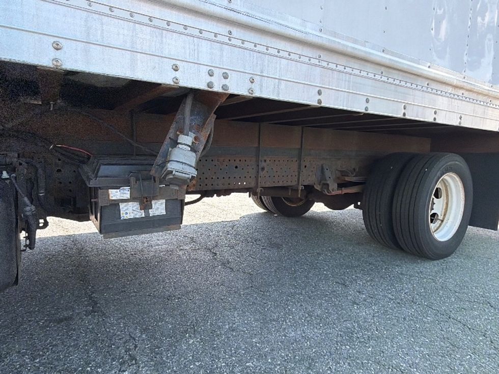 Refrigerated Truck-Light and Medium Duty Trucks-Isuzu-2021-NRR-Cranbury-NJ-56,107\n\t\tmiles-$ 62,500 - Image 5