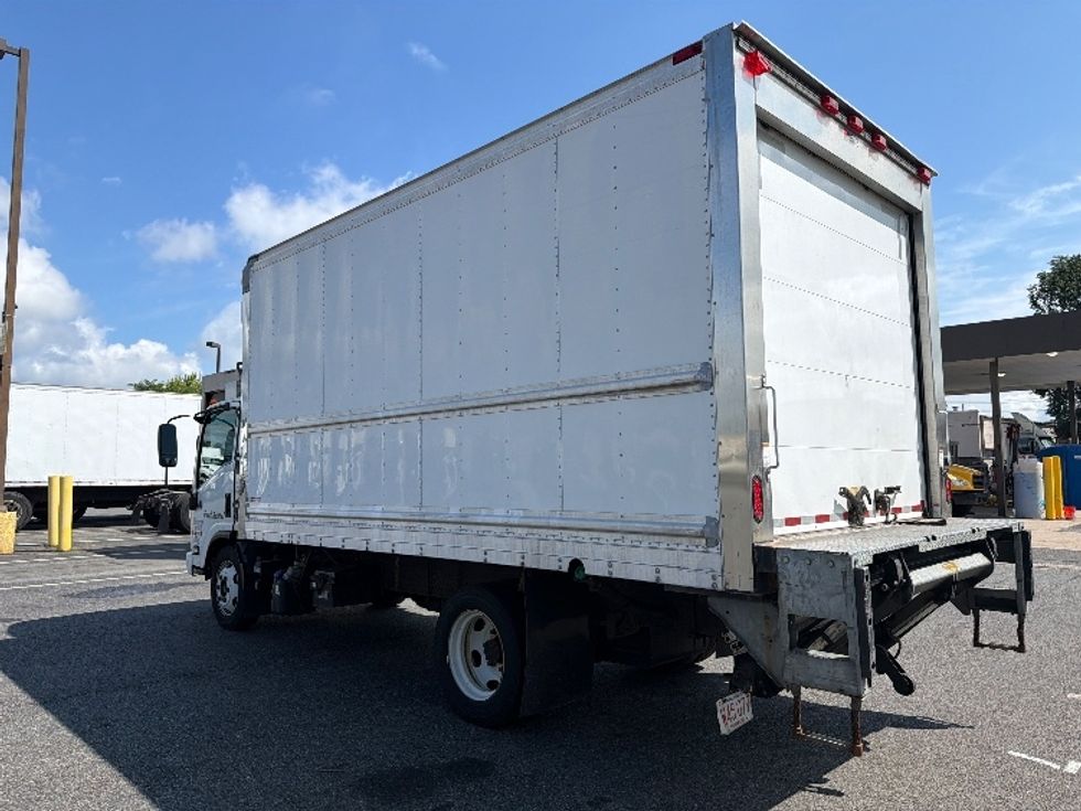 Refrigerated Truck-Light and Medium Duty Trucks-Isuzu-2021-NRR-Cranbury-NJ-56,107\n\t\tmiles-$ 62,500 - Image 6
