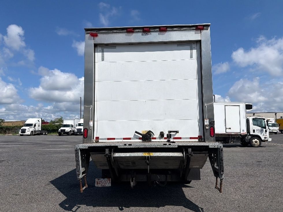 Refrigerated Truck-Light and Medium Duty Trucks-Isuzu-2021-NRR-Cranbury-NJ-56,107\n\t\tmiles-$ 62,500 - Image 7