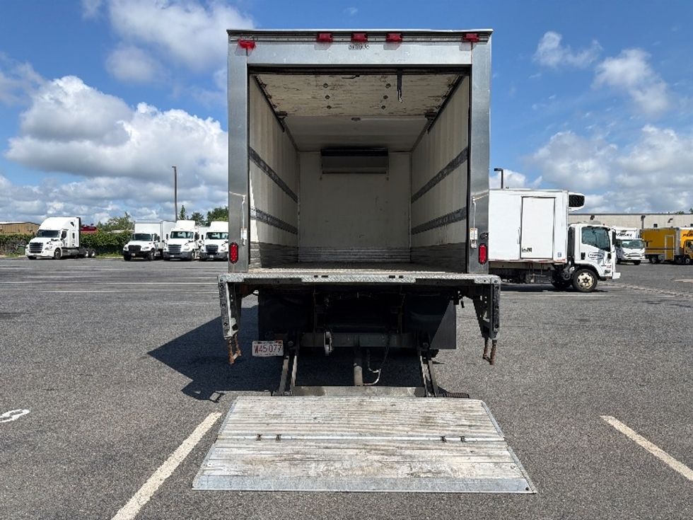 Refrigerated Truck-Light and Medium Duty Trucks-Isuzu-2021-NRR-Cranbury-NJ-56,107\n\t\tmiles-$ 62,500 - Image 9