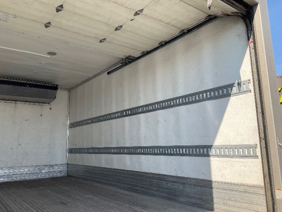 Refrigerated Truck-Light and Medium Duty Trucks-Isuzu-2021-NRR-Erlanger-KY-114,603\n\t\tmiles-$ 58,250 - Image 12