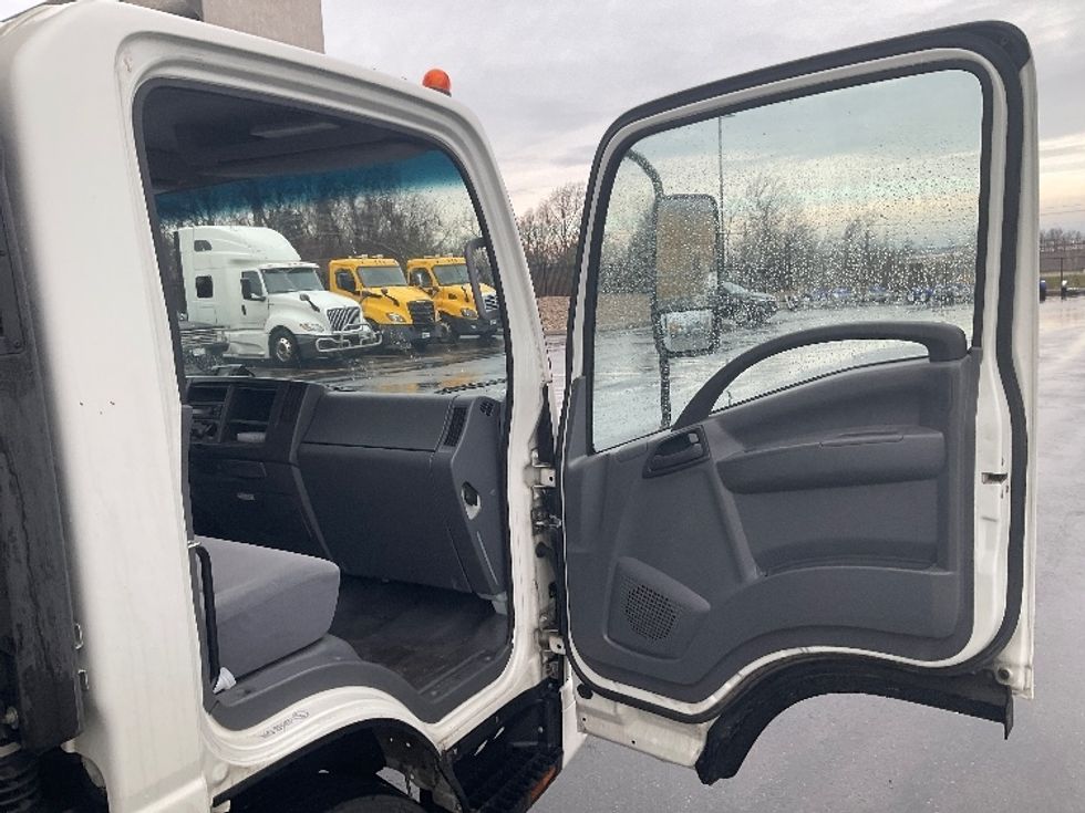 Refrigerated Truck-Light and Medium Duty Trucks-Isuzu-2021-NRR-Erlanger-KY-114,603\n\t\tmiles-$ 58,250 - Image 20