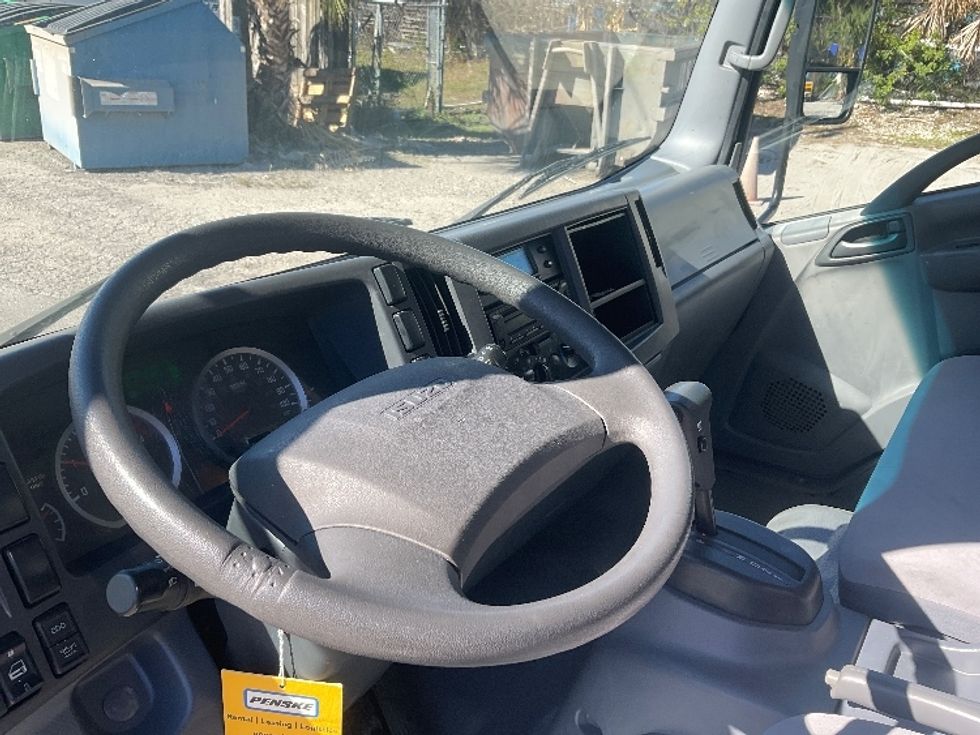 Refrigerated Truck-Light and Medium Duty Trucks-Isuzu-2021-NRR-Fort Myers-FL-85,735\n\t\tmiles-$ 61,500 - Image 18