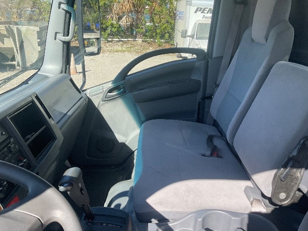 Refrigerated Truck-Light and Medium Duty Trucks-Isuzu-2021-NRR-Fort Myers-FL-85,735\n\t\tmiles-$ 61,500 - Image 20