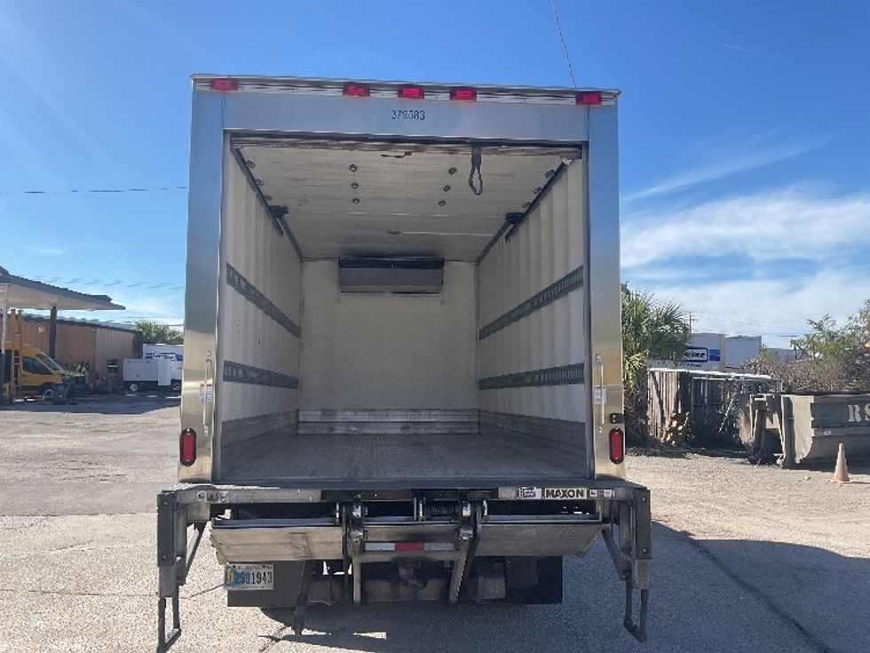 Refrigerated Truck-Light and Medium Duty Trucks-Isuzu-2021-NRR-Fort Myers-FL-85,735\n\t\tmiles-$ 61,500 - Image 8
