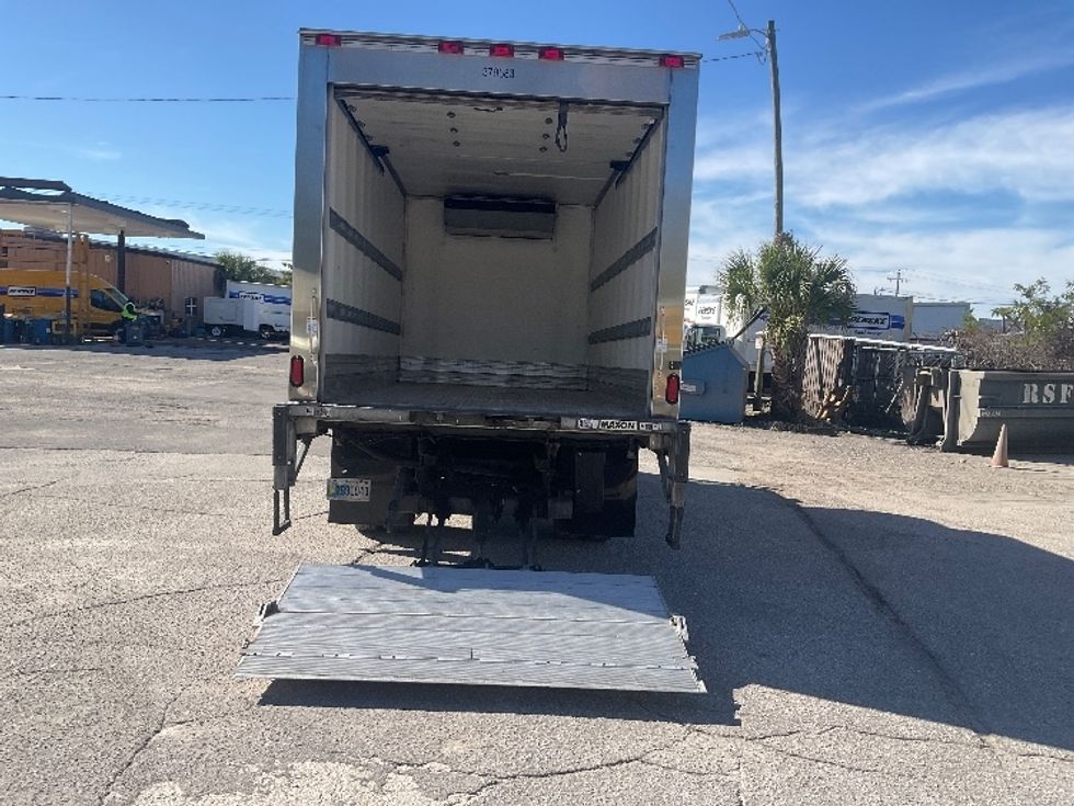 Refrigerated Truck-Light and Medium Duty Trucks-Isuzu-2021-NRR-Fort Myers-FL-85,735\n\t\tmiles-$ 61,500 - Image 9