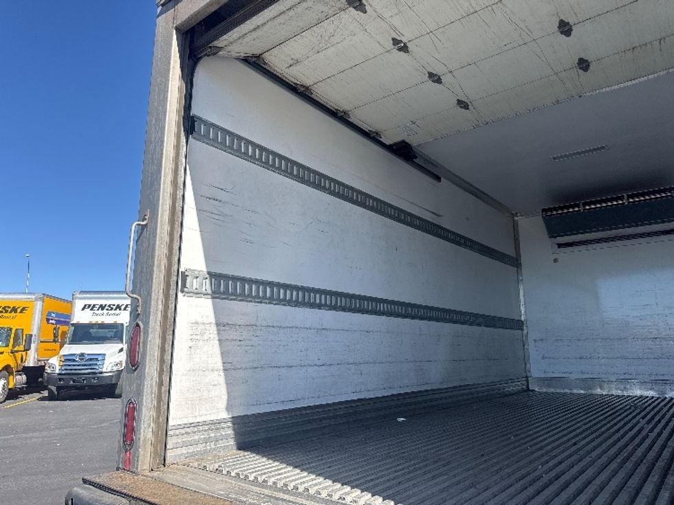 Refrigerated Truck-Light and Medium Duty Trucks-Isuzu-2021-NRR-Greeley-CO-120,290\n\t\tmiles-$ 56,500 - Image 10