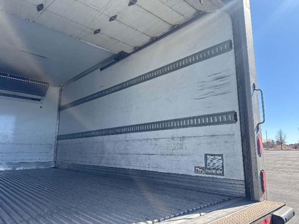 Refrigerated Truck-Light and Medium Duty Trucks-Isuzu-2021-NRR-Greeley-CO-120,290\n\t\tmiles-$ 56,500 - Image 11