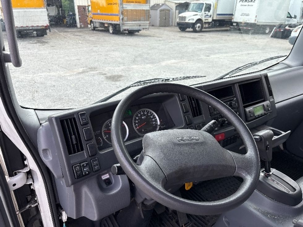 Refrigerated Truck-Light and Medium Duty Trucks-Isuzu-2021-NRR-Greer-SC-197,527\n\t\tmiles-$ 40,750 - Image 17