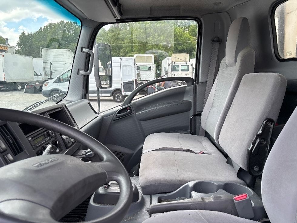 Refrigerated Truck-Light and Medium Duty Trucks-Isuzu-2021-NRR-Greer-SC-197,527\n\t\tmiles-$ 40,750 - Image 19