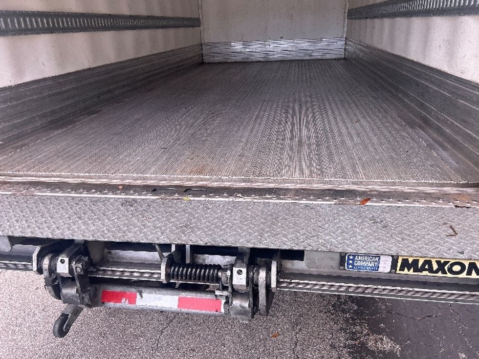 Refrigerated Truck-Light and Medium Duty Trucks-Isuzu-2021-NRR-Jacksonville-FL-95,276\n\t\tmiles-$ 60,250 - Image 10
