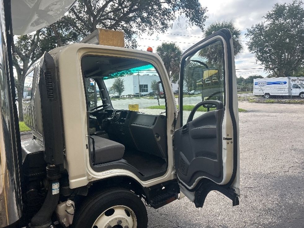 Refrigerated Truck-Light and Medium Duty Trucks-Isuzu-2021-NRR-Jacksonville-FL-95,276\n\t\tmiles-$ 60,250 - Image 20