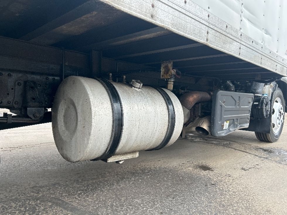 Refrigerated Truck-Light and Medium Duty Trucks-Isuzu-2021-NRR-Jessup-PA-139,134\n\t\tmiles-$ 49,000 - Image 13