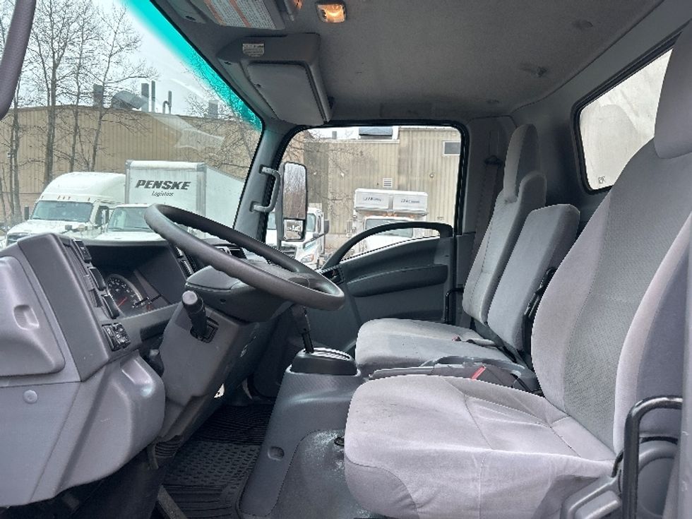 Refrigerated Truck-Light and Medium Duty Trucks-Isuzu-2021-NRR-Jessup-PA-139,134\n\t\tmiles-$ 49,000 - Image 18