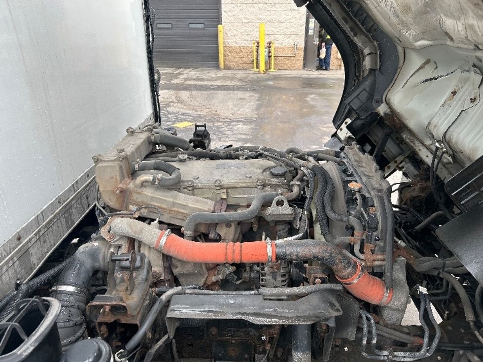 Refrigerated Truck-Light and Medium Duty Trucks-Isuzu-2021-NRR-Jessup-PA-139,134\n\t\tmiles-$ 49,000 - Image 22