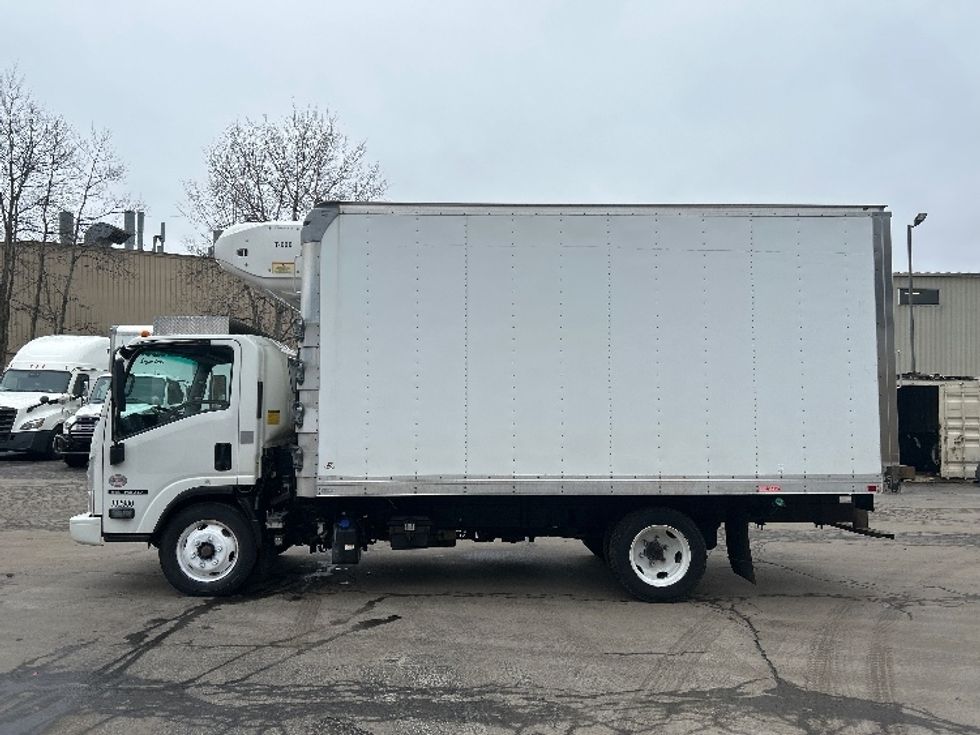 Refrigerated Truck-Light and Medium Duty Trucks-Isuzu-2021-NRR-Jessup-PA-139,134\n\t\tmiles-$ 49,000 - Image 4
