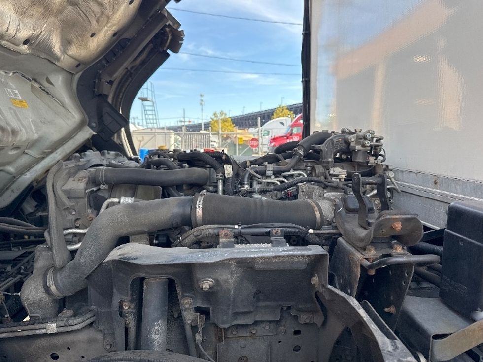 Refrigerated Truck-Light and Medium Duty Trucks-Isuzu-2021-NRR-Kearny-NJ-146,322\n\t\tmiles-$ 46,250 - Image 24