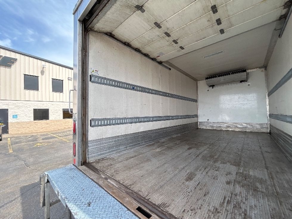 Refrigerated Truck-Light and Medium Duty Trucks-Isuzu-2021-NRR-La Porte-IN-112,032\n\t\tmiles-$ 55,750 - Image 11