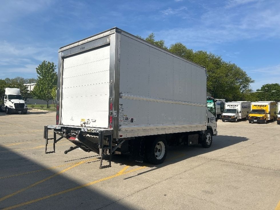 Refrigerated Truck-Light and Medium Duty Trucks-Isuzu-2021-NRR-La Porte-IN-112,032\n\t\tmiles-$ 55,750 - Image 13