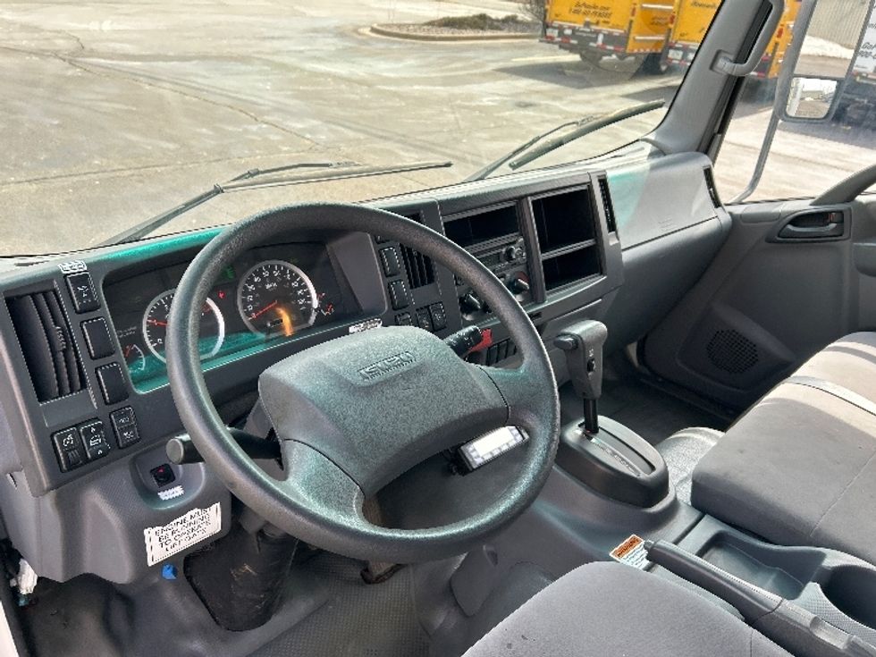 Refrigerated Truck-Light and Medium Duty Trucks-Isuzu-2021-NRR-La Porte-IN-112,032\n\t\tmiles-$ 55,750 - Image 17