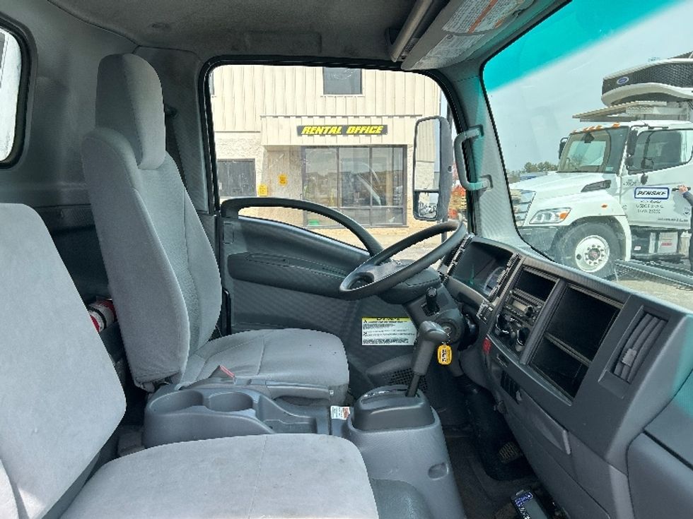 Refrigerated Truck-Light and Medium Duty Trucks-Isuzu-2021-NRR-La Porte-IN-112,032\n\t\tmiles-$ 55,750 - Image 22
