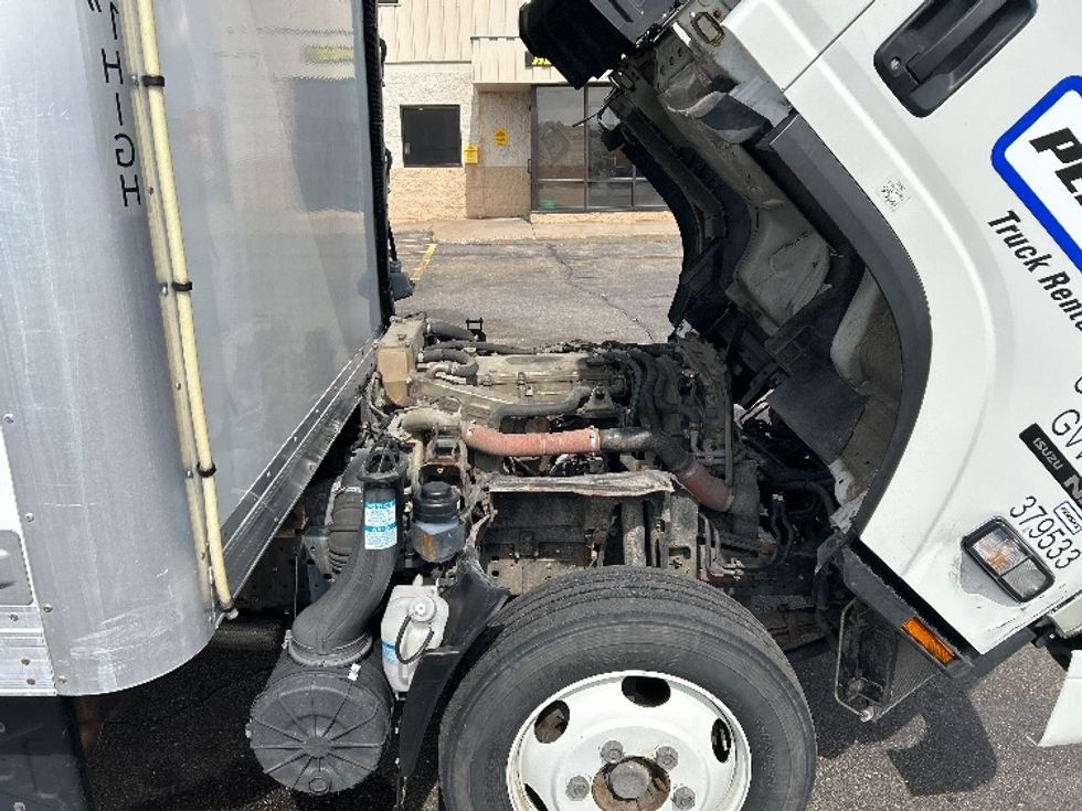 Refrigerated Truck-Light and Medium Duty Trucks-Isuzu-2021-NRR-La Porte-IN-112,032\n\t\tmiles-$ 55,750 - Image 23