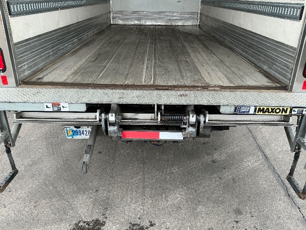 Refrigerated Truck-Light and Medium Duty Trucks-Isuzu-2021-NRR-La Porte-IN-150,140\n\t\tmiles-$ 49,750 - Image 10