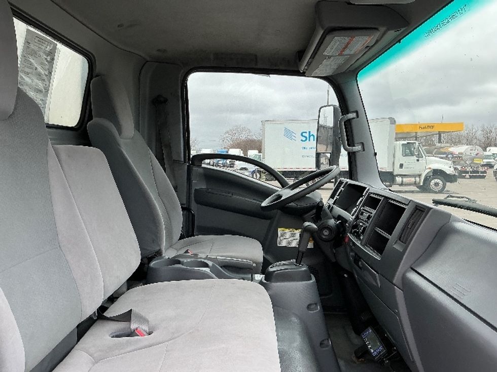 Refrigerated Truck-Light and Medium Duty Trucks-Isuzu-2021-NRR-La Porte-IN-150,140\n\t\tmiles-$ 49,750 - Image 22