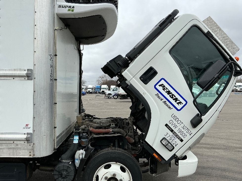 Refrigerated Truck-Light and Medium Duty Trucks-Isuzu-2021-NRR-La Porte-IN-150,140\n\t\tmiles-$ 49,750 - Image 23